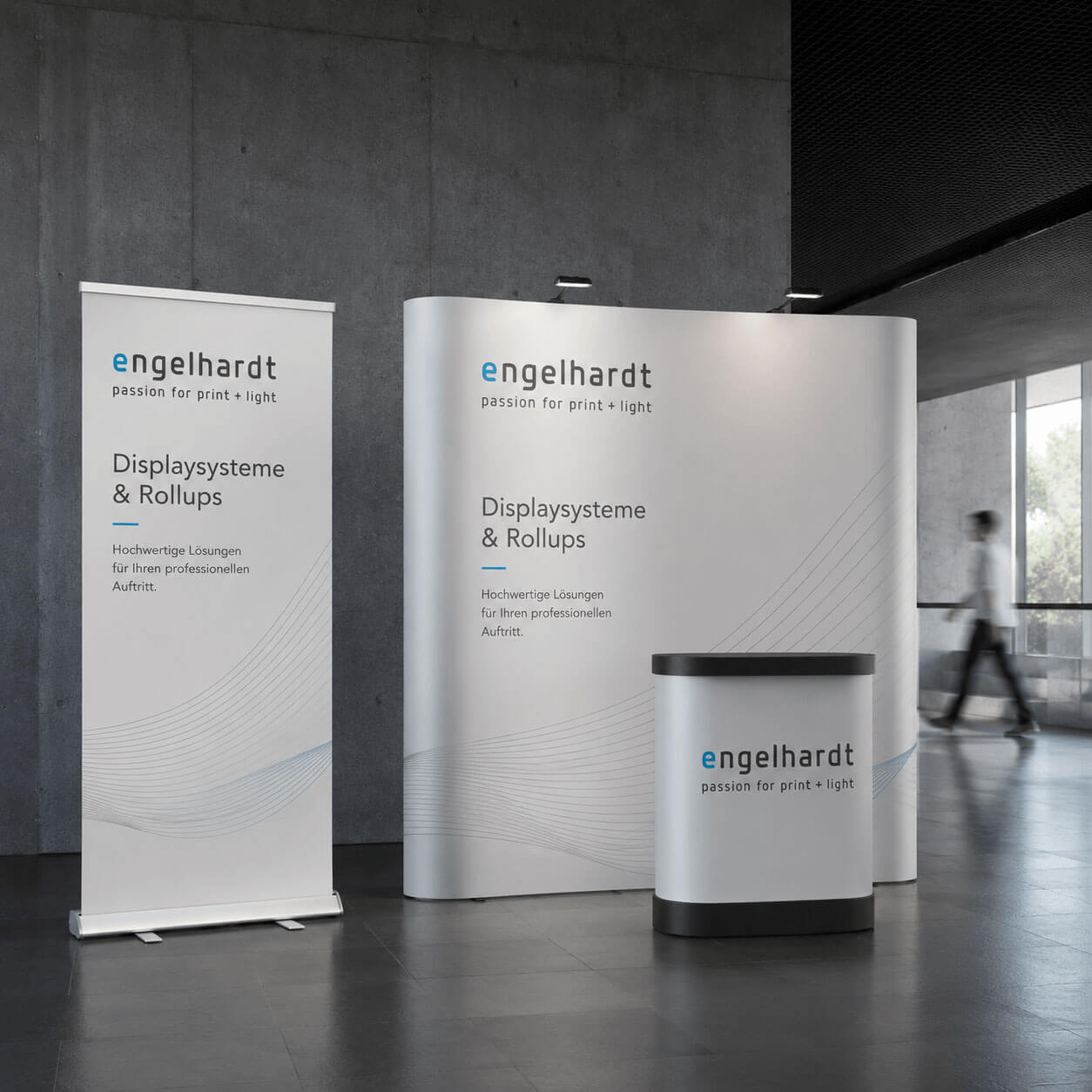 displaysteme-und-rollups Displaysysteme und Roll-ups von ENGELHARDT für Messe, Empfang und professionelle Präsentationen.